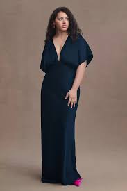 Váy dự tiệc dáng dài cổ chữ v vải lụa màu xanh dương đậm Julina Leila  Midnight Navy - J921 - JULINA