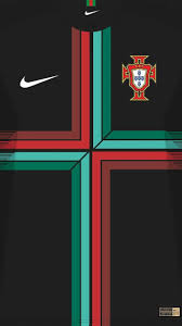 Esta é lista de golos marcados por cristiano ronaldo pela seleção portuguesa de futebol.ronaldo é o maior goleador da história da seleção de portugal, possuindo também a maior quantidade de golos pela seleção entre os jogadores atualmente ativos, tendo marcado 103 golos em 173 partidas desde a sua estreia em 20 de agosto de 2003. Pin De Abner Costa Em Selecoes Uniformes Selecao Portuguesa De Futebol Camisas De Futebol Futebol