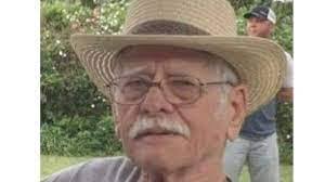 Linda Uselton's Instagram, Twitter & Facebook