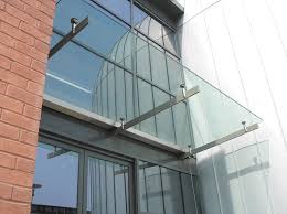 However, when it does break it breaks into small granular pieces and does not scatter which makes it safe. 2017 Glass Roof Thermal Insulated 2017 Glass Roof Malaysia Thermal Insulated 2017 Glass Roof Glass Roof Laminated Glass Roof Insulation
