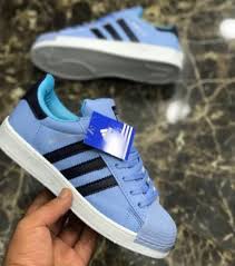 Adidas Superstar Mavi Renk Siyah Seritli Spor Ayakkabi Adidas Mavi Renkler Ayakkabilar