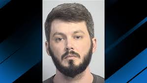 Tuscaloosa police officer arrested