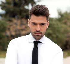 Σύγκρινε τιμές για όλα τα βιβλία και μάθε περισσότερες πληροφορίες μέσα από τη βιογραφία κωνσταντίνος α. Kwnstantinos Argyros Poia Einai H Ekrhktikh Toyrkala Poy Ton Exei 3elogiasei Fwto Eidhseis Apo To Europost Gr