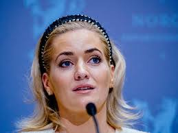 Tina Solberg's Instagram, Twitter & Facebook