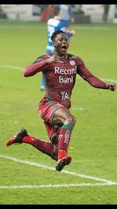 Soualiho meïté (born 17 march 1994) is a french professional footballer who plays as a midfielder for serie a club torino. Soualiho Meite Auf Twitter Jour J Come On Guys Forzaesseve