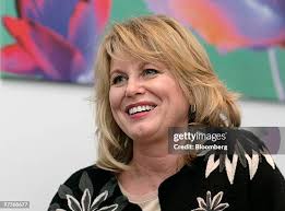 1,016 Globe Emea Photos & High Res Pictures