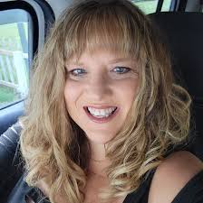 I have a stray cat that has shown up at our barn, I got it a little house  set up and we've been feeding it. Does anyone know a good reasonably priced