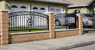 Gambar desain pagar besi hollow oleh dari contoh gambar pagar besi hollow, tempa dan brc diatas untuk rumah minimalis lebih cocok dengan bahan hollow menurut saya ya….desain. 570 Gambar Pagar Besi Rumah Cantik Terbaru Gambar Rumah