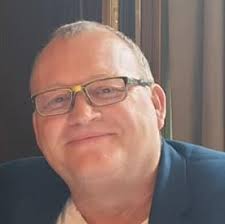 🙏Hi all. I'm looking for some help. I want to start my own little thing &  I need help with design and print. I know what I want, what it to say