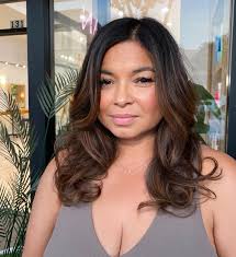 Dimension + layers is just what she needed🤎 #dimensionalbrunette #hair  #haircut #hairstyle #hairinspo #hairstylist #lahairstylist #ochairstylist  #hairsalon