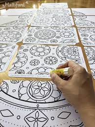 The banyan tree is a large tree that grows up to 100 feet tall and 600 feet in diameter. Giant Poster Mandala Christmas Tree To Color In Hattifant