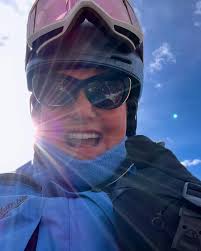 🎧𝑨𝒎𝒃𝒆𝒓 𝑪𝒖𝒍𝒍𝒖𝒎 🎧 (@amber_graceenough) • Instagram photos and  videos