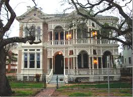 Galveston Texas Is Filled With Victorian Homes That Withstood The Great 1900 Hurricane Victorian Homes Mansions Victorian Style Homes