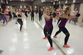 Zumba fitness, hallandale beach, florida. Zumba Fitnes Dlya Vseh I Kazhdogo V Shkole Tancev 5life