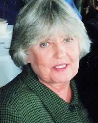 Jeanette Ashley's Instagram, Twitter & Facebook