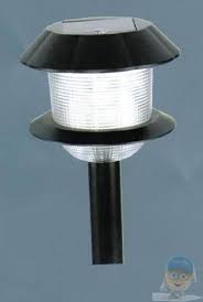 Yanlış anlamadınız evet sadece kalemler, mum ve bardak varsa hemen bir tane lamba hazırlayacaksınız! Gunes Enerjisiyle Lamba Yakma Kontrol Kalemi Forumlari