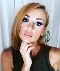 Romanian pop singer/ bambi owner at my geisha www.mygeisha.ro. O Mai È›ii Minte Pe Denisa De La Bambi Cum AratÄƒ Acum CantÄƒreaÈ›a DupÄƒ Ce S A IndrÄƒgostit De Un Milionar Impact