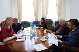 Lengthy meetings occur before a verdict is reached