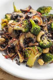 Broccoli And Mushroom Stir Fry Healthy Stir Fry Recipes Recipe Stir Fry Recipes Healthy Vegetable Recipes Best Vegetable Recipes