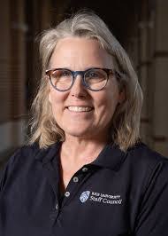 Suzanne Jung's Instagram, Twitter & Facebook