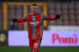 Cremonese y Hellas Verona: 0-0 en la Liga Italiana, análisis de un partido sin goles