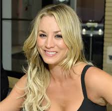 Kaley christine cuoco (formerly sweeting, pronounced /ˈkeɪliː ˈkoʊkoʊ/; Kaley Cuoco Has Zero Plastic Surgery Regrets Because Hello It S Her Body And Her Face And Her Life Glamour
