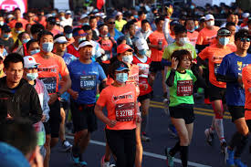 26.2m run more information boston marathon qualifier. 9 000 Runners Defy Covid 19 At Shanghai Marathon Daily Sabah