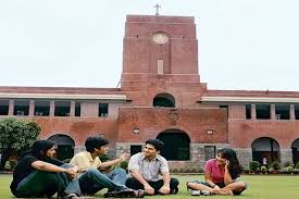 Candidates must secure minimum of 75% marks in the best of four subjects and 85% marks in english subject. All About Ug Admissions In Delhi University