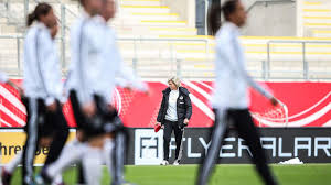 25 questions / english english 2 english 3 english 4 english 5 2 similar games. London Calling Dfb Women Meet Up Ahead Of England Game Dfb Deutscher Fussball Bund E V