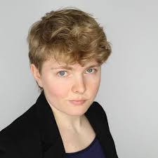 Evan Hou's Instagram, Twitter & Facebook