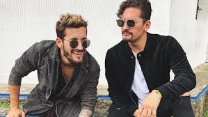 Tengo una novia japonesa, me besa, me besa. Mau Y Ricky De Ninos Entretenimientos Telefe Com