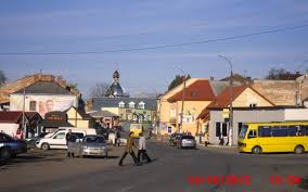 Область розташована в наступних межах географічних координат: Gorodok Lvivska Oblast Turistichnij Putivnik Vikimandri