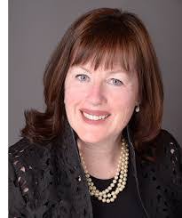 Maureen Regan's Instagram, Twitter & Facebook