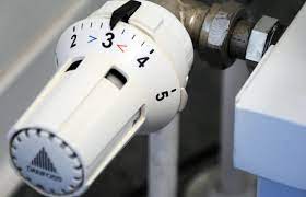 Bucurestenii din sectorul 3 alimentati de magistrala ii sud raman 3 zile fara apa calda si caldura mobile. De Ce Nu Opreste Inca Termoenergetica Furnizarea De Caldura Anunt Oficial Sectorul 4 Live
