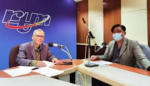 Listen radio rtm wai fm live online streaming from sarawak, kuching, wai fm iban is a main malaysian online radio station with the vision to turn into a real national supporter and world class dynamic. Mpb Rakaman Program Randau Pemansang Industri Lada Di Rtm Waifm Iban Bersama Pegawai Mpb Dan Usahawan Lada Yang Dikelolakan Oleh Dj Edwind Nanggah Di Studio Rtm Kuching