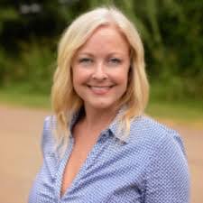 Rachel Shields's Instagram, Twitter & Facebook