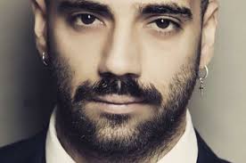 Michele merlo, meglio conosciuto con il nome d'arte di mike bird, concorrente della sedicesima edizione di «amici», è ricoverato «in gravi condizioni» nel reparto rianimazione dell'ospedale. Molfetta Michele Moretti E Il Suo Sogno Diventato Realta