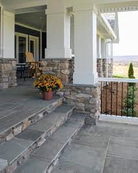 Grey in color with a mixture of light, medium and dark tones. Old World Flagstone Artisan Flagstone