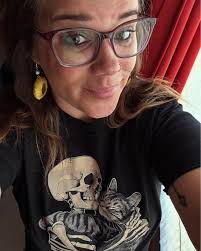 What are recommendations for grading and leveling a yard to prevent erosion?