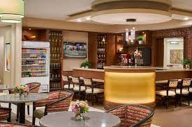 Independent And Assisted Living Lone Tree Co Morningstar At Ridgegate Assisted Living Senior Living Communities Senior Living