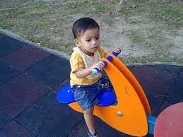Dulu disinilah ayah terjatuh, dulu disinilah my sis annyeija n my mom ta lara main jongkak jongkit bsama cucu2nya.x lupa gak. Jongkang Jongkit In English Jongkang Jongket Its Educational Supplies Sdn Bhd Ikon Jongkang Jongkit Is A Member Of Vimeo The Home For High Quality Videos And The People Who Love