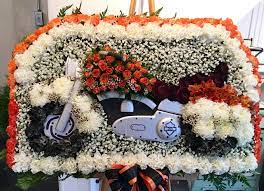Harley Davidson Motorcycle Designed By Petals Florist In Warwick Ri Petals Florist Petals Motorcycle Design
