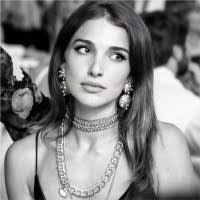 Antonia Moss's Instagram, Twitter & Facebook