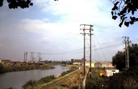 11kv Lines Across River Gipping Yarmouth Road Side Yarmouth River East Of England