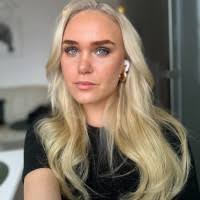 1400+ "Daniela" profiles