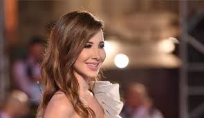 يبدو أن صفاء شخصية الفنانة الرقيقة نانسي عجرم يظهر في اختيارها للون الأبض في العديد من. Ø¨Ø§Ù„ØµÙˆØ± Ù†Ø§Ù†Ø³ÙŠ Ø¹Ø¬Ø±Ù… Ø¨Ø¥Ø·Ù„Ø§Ù„Ø© Ø´ØªÙˆÙŠØ© Ø£Ù†ÙŠÙ‚Ø© Ù…Ø¬Ù„Ø© Ø§Ù„Ù…Ø±Ø¢Ø© Ø§Ù„Ø¹Ø±Ø¨ÙŠØ©