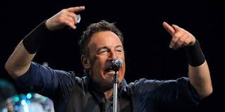 New album and film #lettertoyou out 8 of the finest performances from bruce springsteen's 1978 tour are now available in a limited. Bruce Springsteen Retorna Com Novo Album