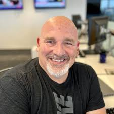 Aaron Dorn (@aaronjdorn)