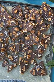 50 easy christmas candy and treat recipes. 34 Best Christmas Candy Recipes Homemade Christmas Candy Ideas