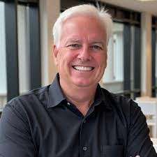 Alexandra Ewan's Instagram, Twitter & Facebook